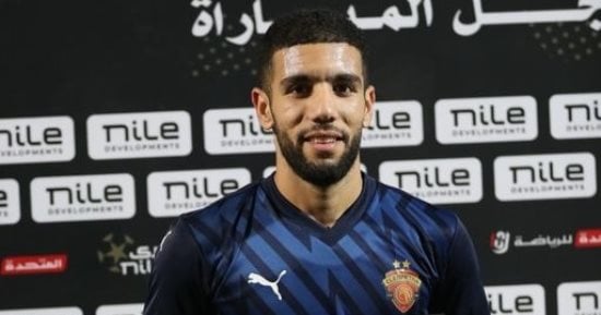 أحمد القندوسى يحصد جائزة أفضل لاعب فى مباراة سيراميكا والحرس