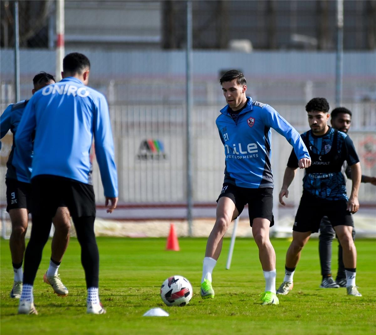 مران الزمالك جروس يجتمع مع اللاعبين وبرنامج خاص لرباعي